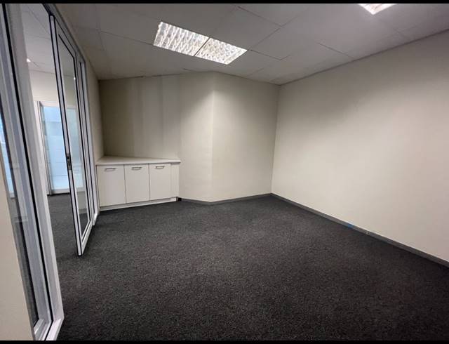 209M² OFFICE TO LET IN ROSEBANK